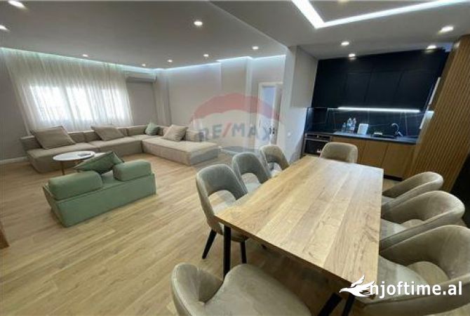 Shtepi me qera 2+1 ne Tirane - 1,000 Euro