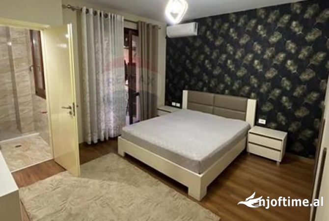 Shtepi me qera Apartament ne Tirane, 2+1, Mobilimi E mobiluar, Pagesa 700  Euro.