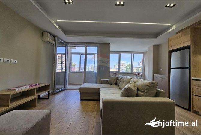 Shtepi me qera 2+1 ne Tirane - 750 Euro