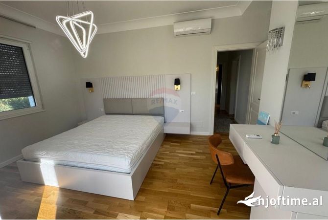 Shtepi me qera Apartament ne Tirane, 2+1, Mobilimi E mobiluar, Pagesa 1,500  Euro.