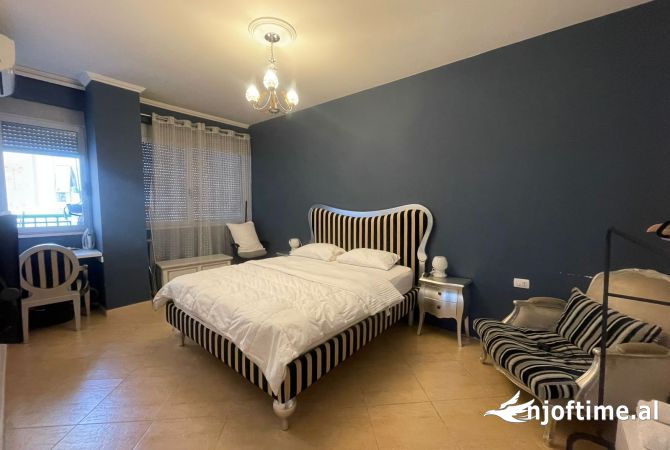 Shtepi me qera Apartament ne Tirane, 1+1, Mobilimi E mobiluar, Pagesa 600  Euro.