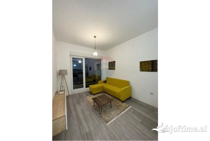 Shtepi me qera 1+1 ne Tirane - 550 Euro