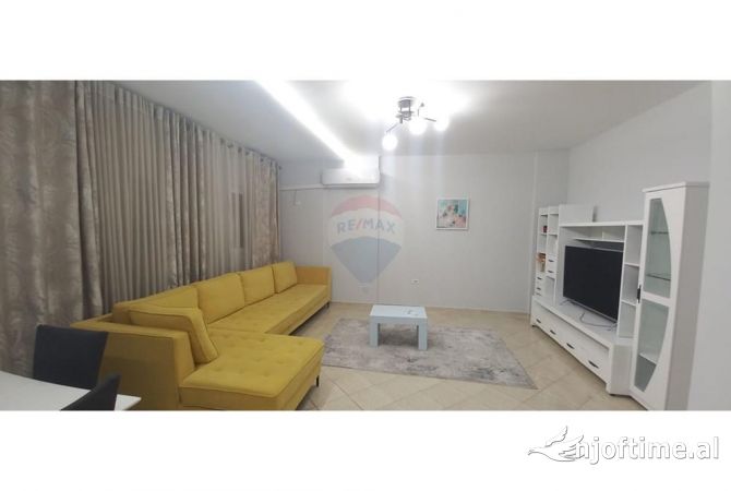 Shtepi me qera 2+1 ne Tirane - 650 Euro