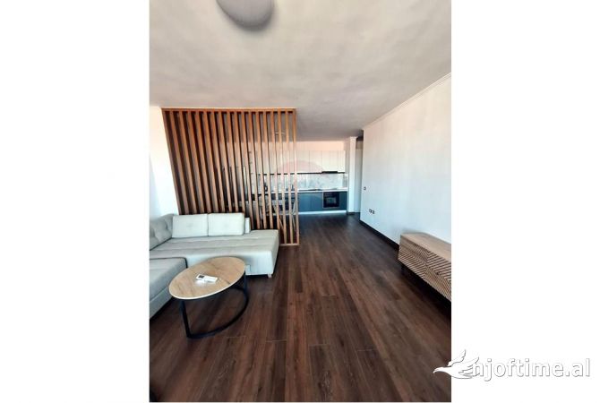 Shtepi ne shitje 2+1 ne Tirane - 175,000 Euro