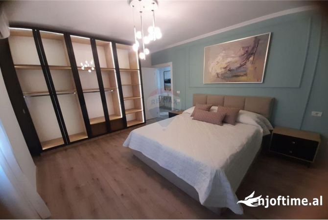 Shtepi me qera 2+1 ne Tirane - 1,000 Euro