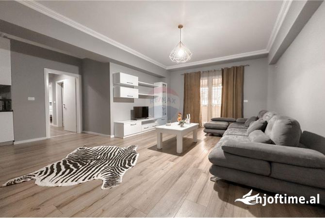 Shtepi me qera 2+1 ne Tirane - 850 Euro