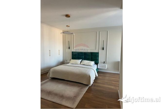 Shtepi ne shitje Apartament ne Tirane, 2+1, Mobilimi E mobiluar, Pagesa 370,000  Euro.
