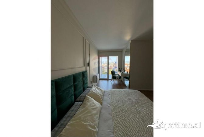 Shtepi ne shitje Apartament ne Tirane, 2+1, Mobilimi E mobiluar, Pagesa 370,000  Euro.