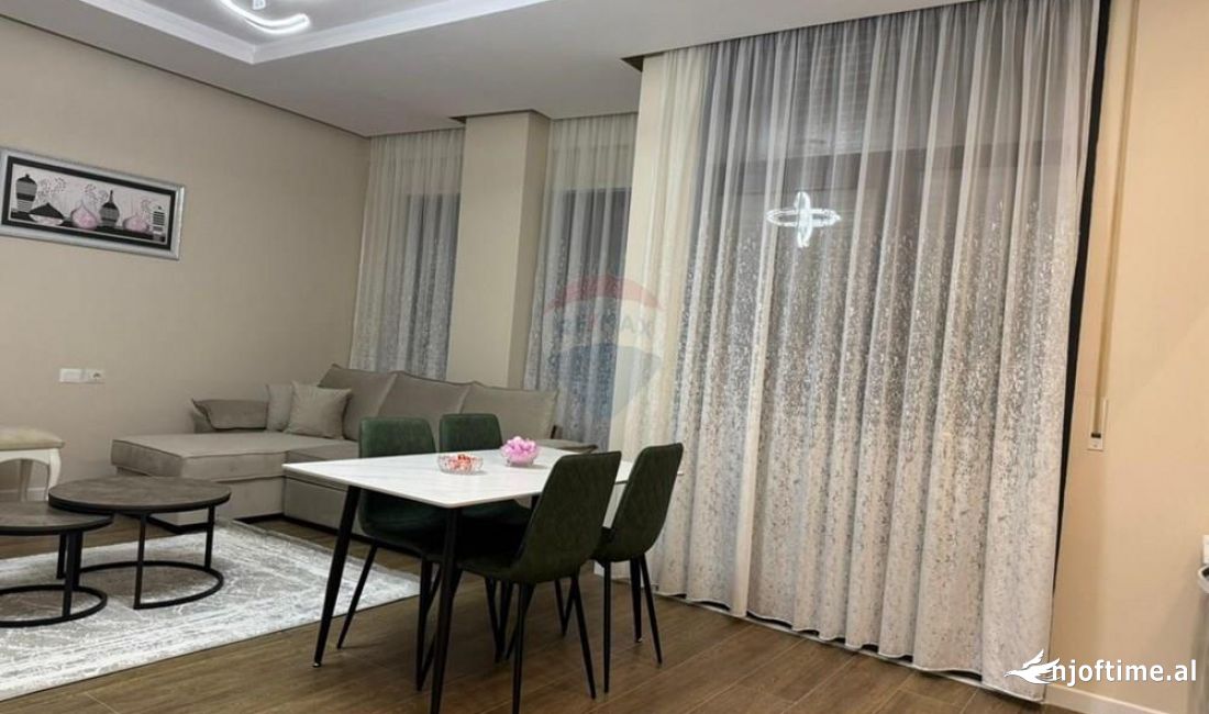 Shtepi me qera Apartament ne Tirane, 2+1, Mobilimi E mobiluar, Pagesa 600  Euro.