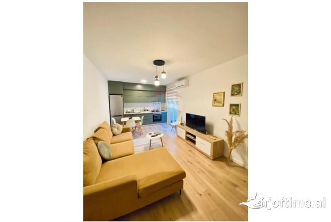 Shtepi me qera 1+1 ne Tirane - 700 Euro