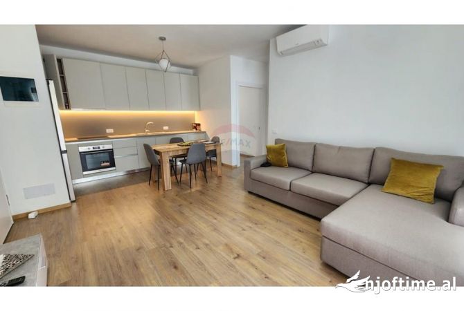 Apartament 2+1 per qira tek Liqeni i Thate