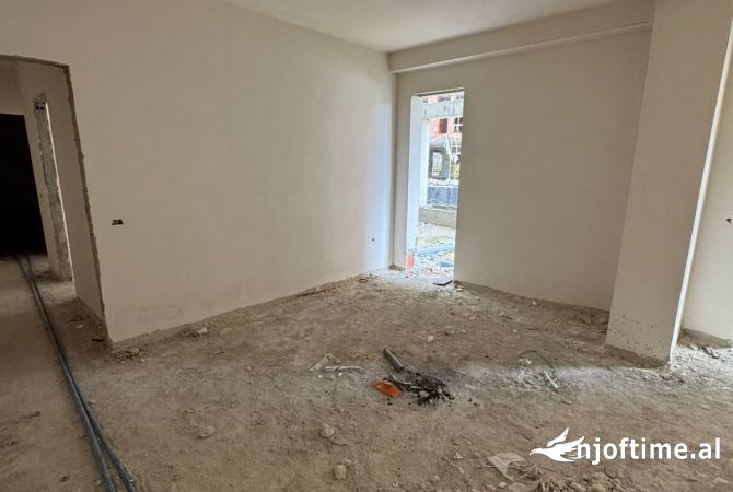 Shtepi ne shitje 2+1 ne Tirane - 130,000 Euro