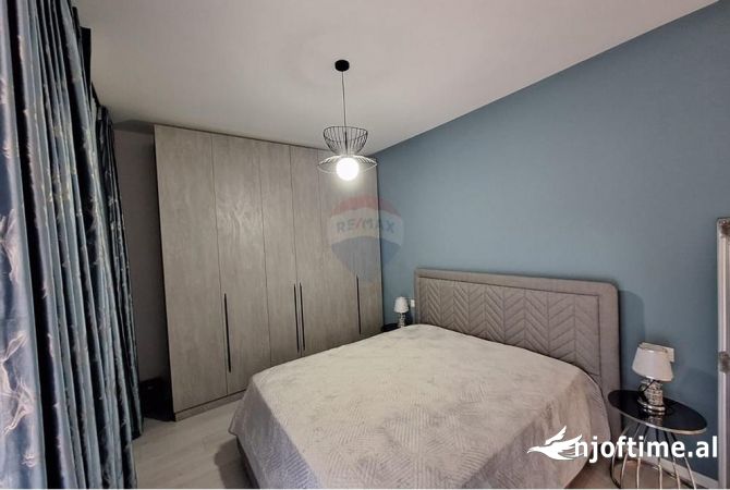 Shtepi me qera Apartament ne Tirane, 2+1, Mobilimi E mobiluar, Pagesa 800  Euro.