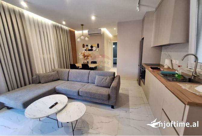 Shtepi me qera 2+1 ne Tirane - 800 Euro