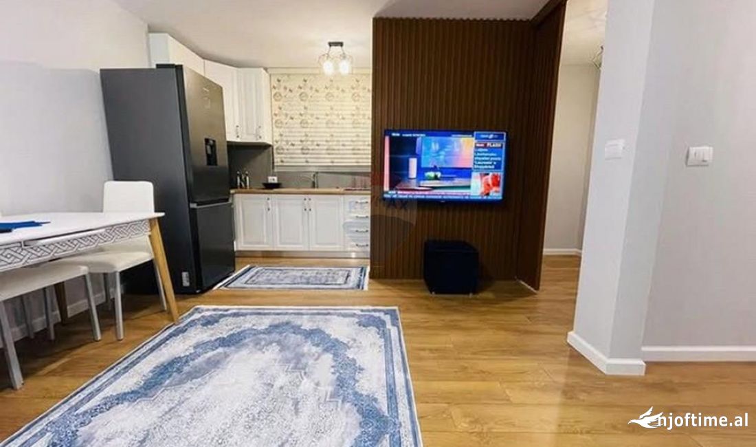 Shtepi me qera Apartament ne Tirane, 1+1, Mobilimi E mobiluar, Pagesa 700  Euro.