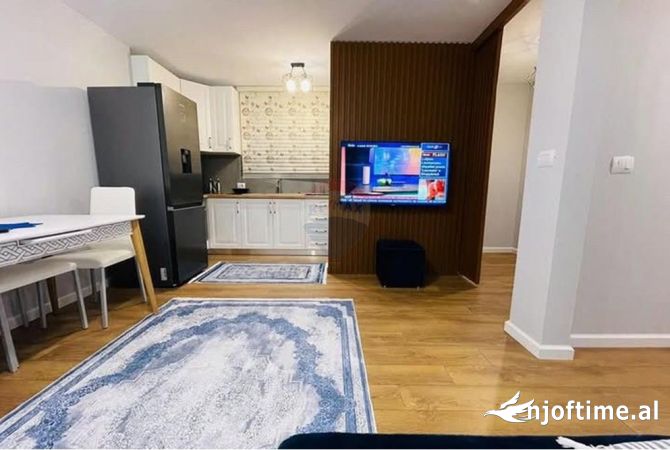 Shtepi me qera 1+1 ne Tirane - 700 Euro
