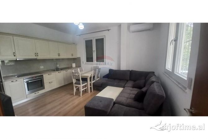 Shtepi me qera 2+1 ne Tirane - 600 Euro