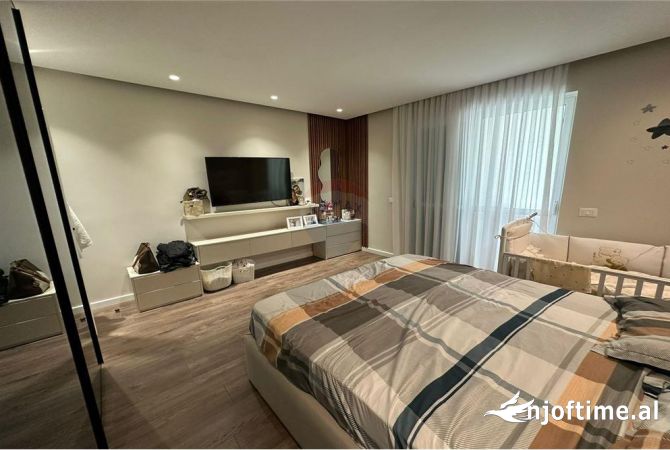 Shtepi ne shitje 2+1 ne Tirane - 190,000 Euro