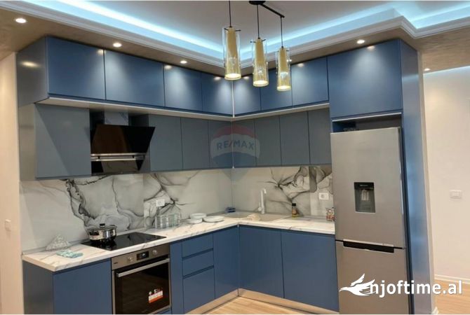 Shtepi me qera 2+1 ne Tirane - 900 Euro