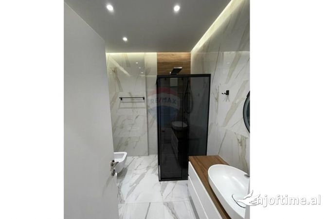 Shtepi ne shitje 2+1 ne Tirane - 210,000 Euro