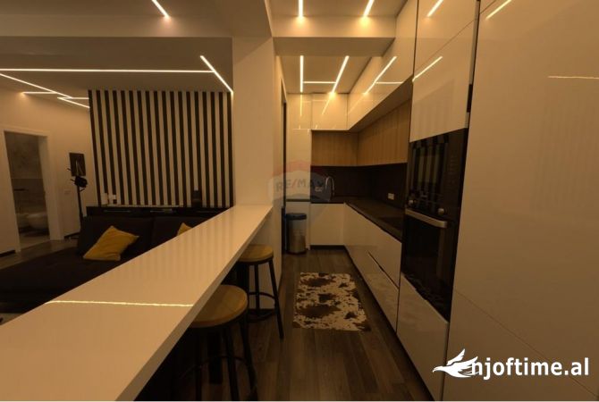 Shtepi ne shitje 2+1 ne Tirane - 180,000 Euro