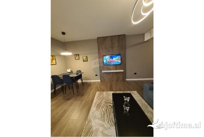 Apartament 1+1 per qira te Rruga e Kavajes