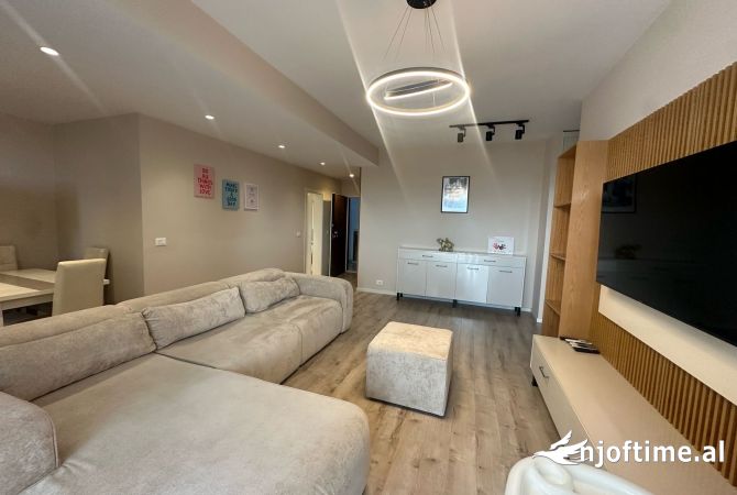Shtepi me qera 2+1 ne Tirane - 750 Euro
