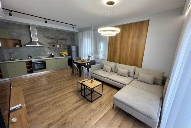 Shtepi ne shitje 1+1 ne Tirane - 195,000 Euro