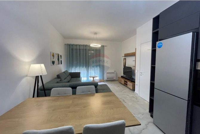 Shtepi me qera 2+1 ne Tirane - 600 Euro