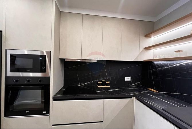 Shtepi me qera 2+1 ne Tirane - 750 Euro