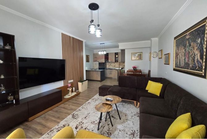 Shtepi ne shitje 2+1 ne Tirane - 150,000 Euro