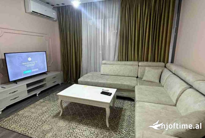 Shtepi me qera 2+1 ne Tirane - 750 Euro