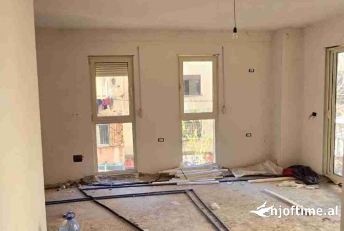 Shtepi ne shitje 2+1 ne Tirane - 179,000 Euro