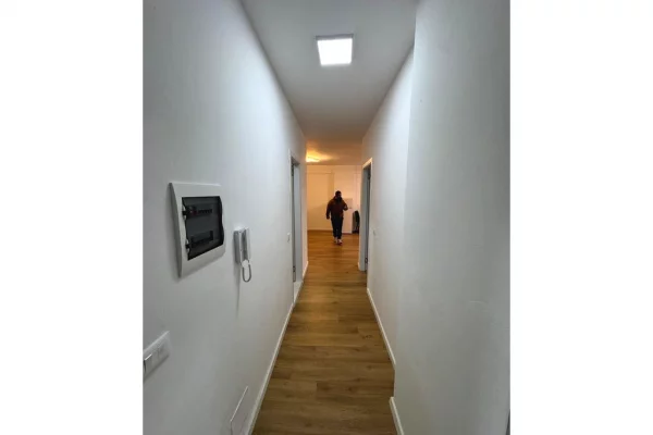 Shtepi me qera 2+1 ne Tirane - 700 Euro