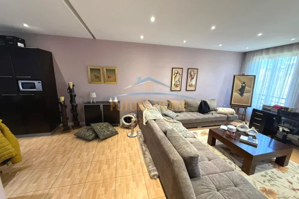 Apartment for sale in Tirana 2+1, In Part