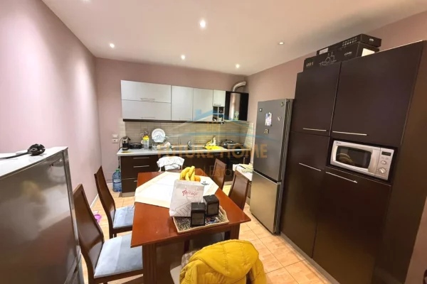 Apartment for sale in Tirana 2+1, In Part