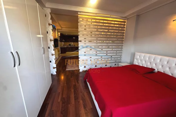 Shtepi ne shitje Apartament ne Tirane, 2+1, Mobilimi E mobiluar, Pagesa 350,000  Euro.