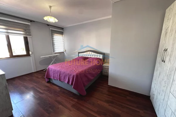 Shtepi ne shitje Apartament ne Tirane, 2+1, Mobilimi E mobiluar, Pagesa 350,000  Euro.