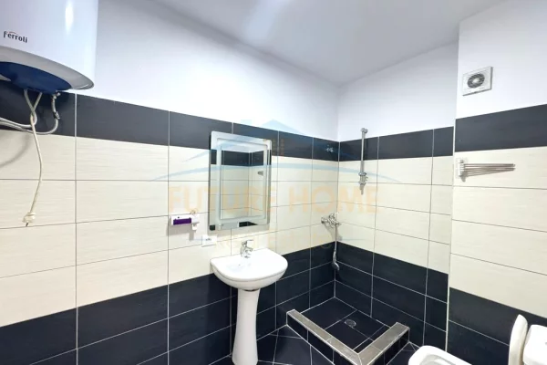 Shtepi ne shitje Apartament ne Tirane, 2+1, Mobilimi E mobiluar, Pagesa 182,000  Euro.