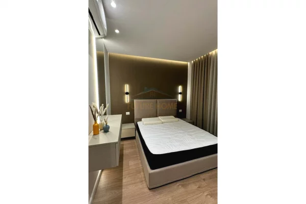 Appartamento in affitto a Tirana 2+1, Arredato