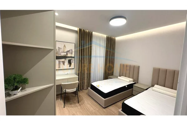 Appartamento in affitto a Tirana 2+1, Arredato