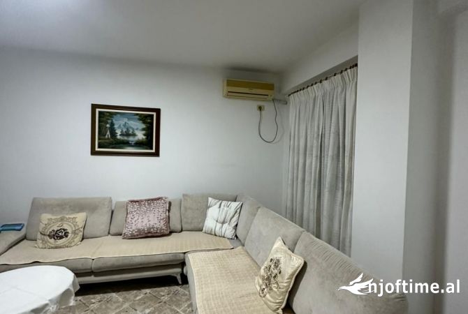 Shtepi ne shitje 3+1 ne Tirane - 180,000 Euro