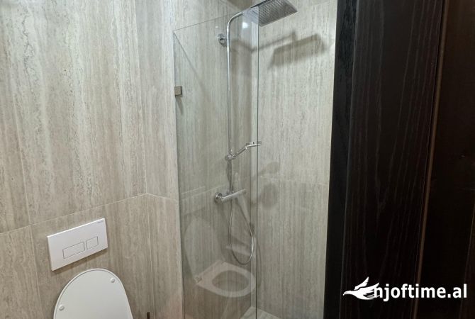 Shtepi me qera Apartament ne Tirane, 1+1, Mobilimi E mobiluar, Pagesa 500  Euro.