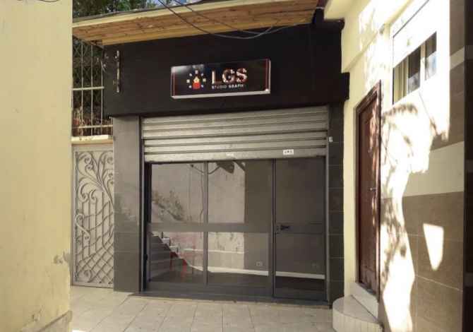 Business Property for Rent 3+1 in Tirana - 13,000 Leke