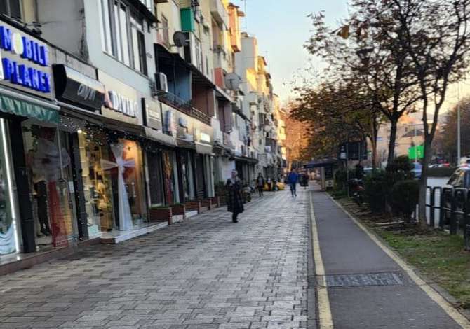 Ambient biznesi me qera 1+1 ne Tirane - 1,000 Euro