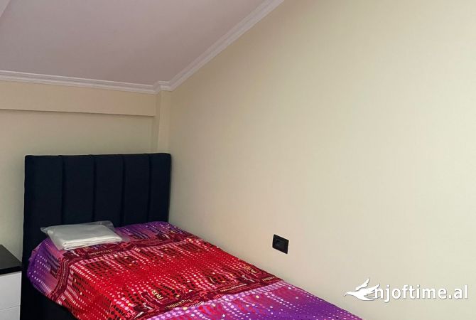 Casa in affitto 7+1 a Tirana - 3,500 Euro