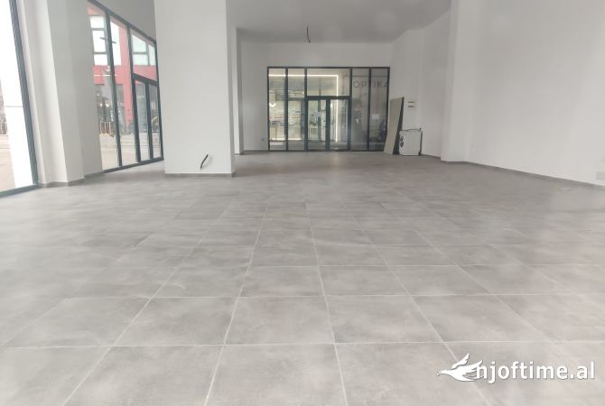 Ambient biznesi me qera 1+1 ne Tirane - 5,000 Euro