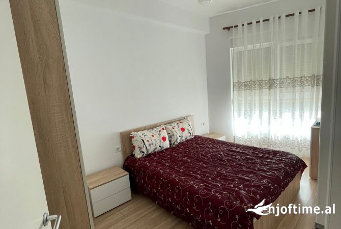 Shtepi me qera 2+1 ne Tirane - 500 Euro