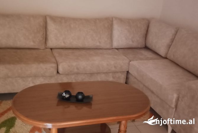 Shtepi me qera 1+1 ne Tirane - 400 Euro