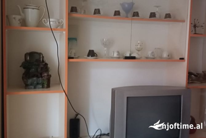 Shtepi me qera 1+1 ne Tirane - 400 Euro